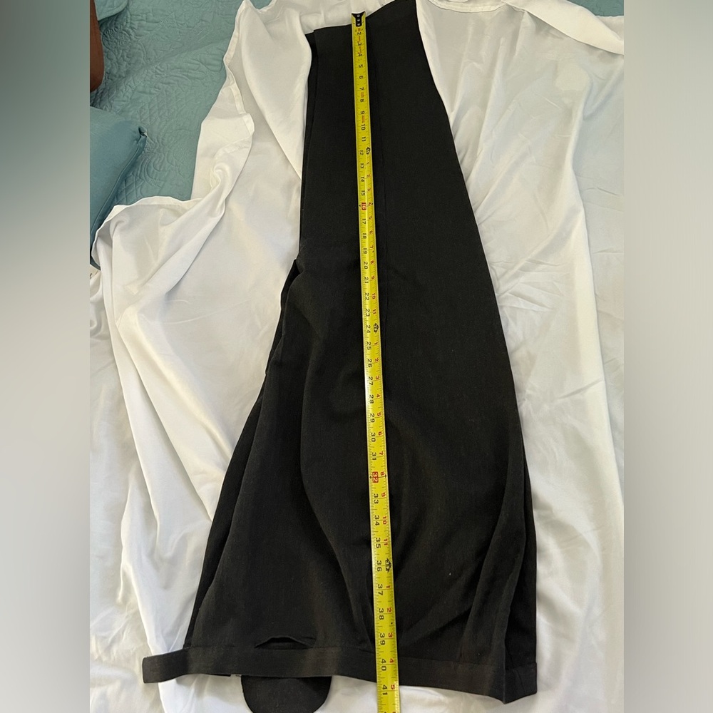 Black women’s large straight leg pants. See pics for measurements. K.